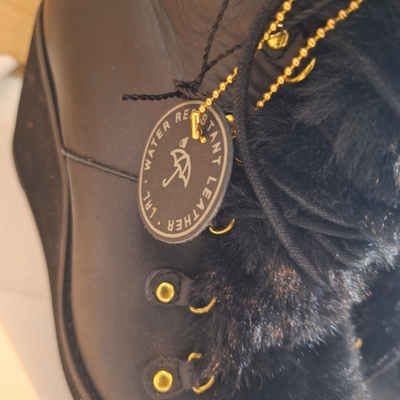 Ralph Lauren Black Leather Faux Fur Lined Wedge Ankle Boots Women's Size 6.5B - Picture 12 of 13